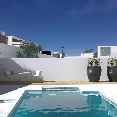 Villa Casa Montana Dos Heated Pool Wifi Short Walk To Centre *